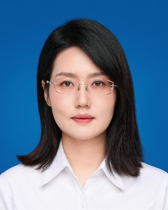 孟    娜